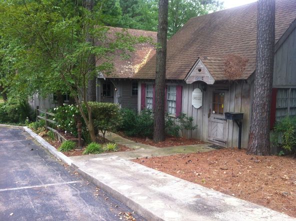 Mill Run Office Center: 5205 Oak Park Drive , Raleigh, NC 27612